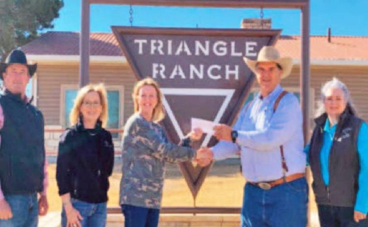 Triangle Ranch makes $5,000 donation to Paducah pool