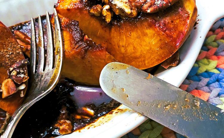 JUST PEACHY You just can’t go wrong with juicy fruit paired with cinnamon, and ooey-gooey maple syrup, along with the crunch of toasted pecans drenched in a decadent glaze. | ANGELINA LaRUE PHOTO