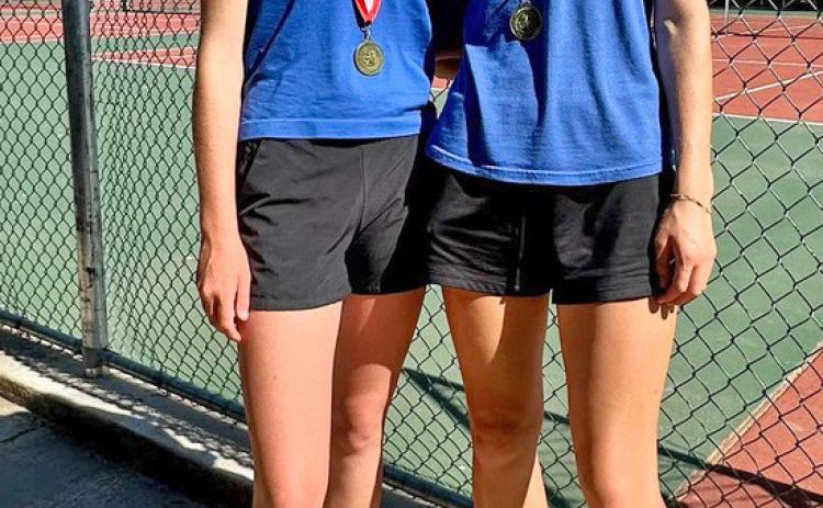 Valley tennis serves up a trip to Regionals