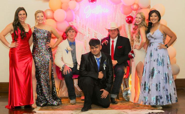 SPOTLIGHT ON PADUCAH AND GUTHRIE PROMS