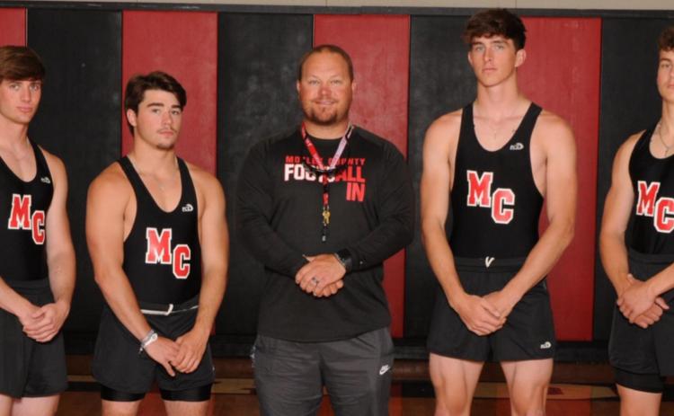 Motley relay team advances to State