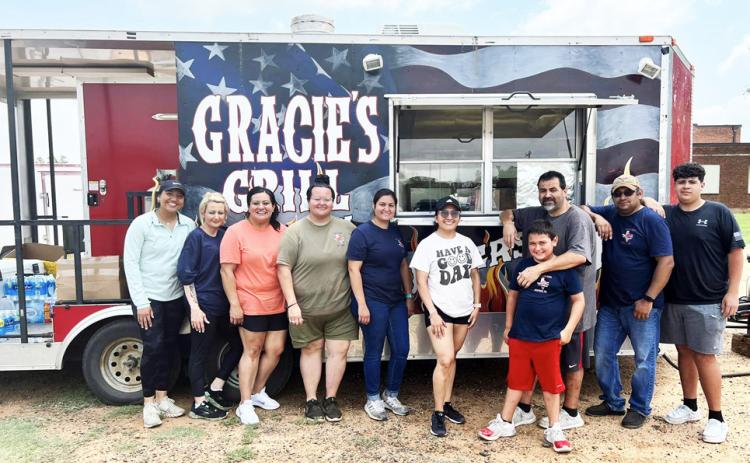 GRACIE’S GRILL HELPING
