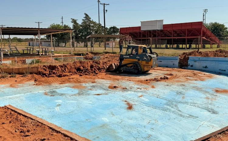 SUMMER USE Paducah workers are striving to have the pool ready to use this summer. | COURTESY PHOTO