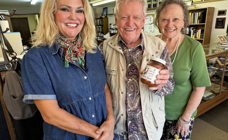 Longtime radio host Tumbleweed Smith interviews area figures