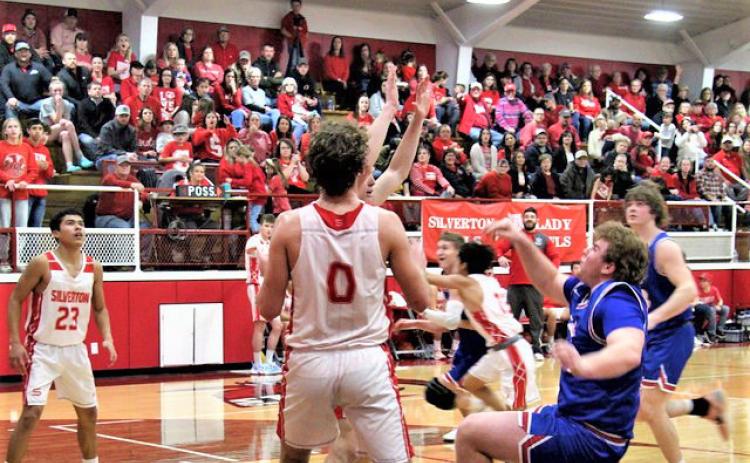 LADY OWLS FALL
